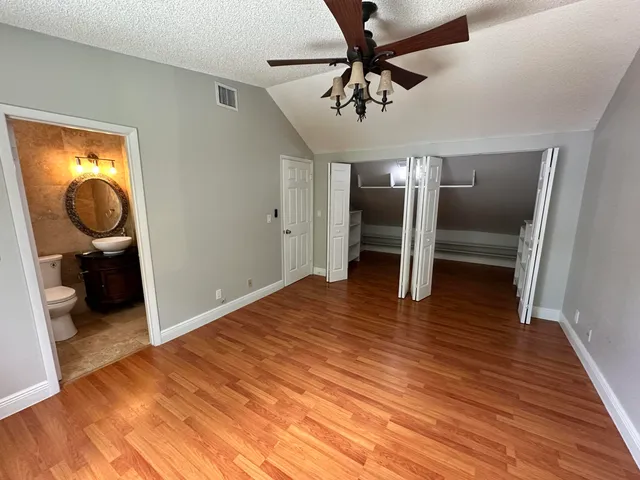 $3,200 | 17 Tara Lakes Drive East, Boynton Beach, FL 33436