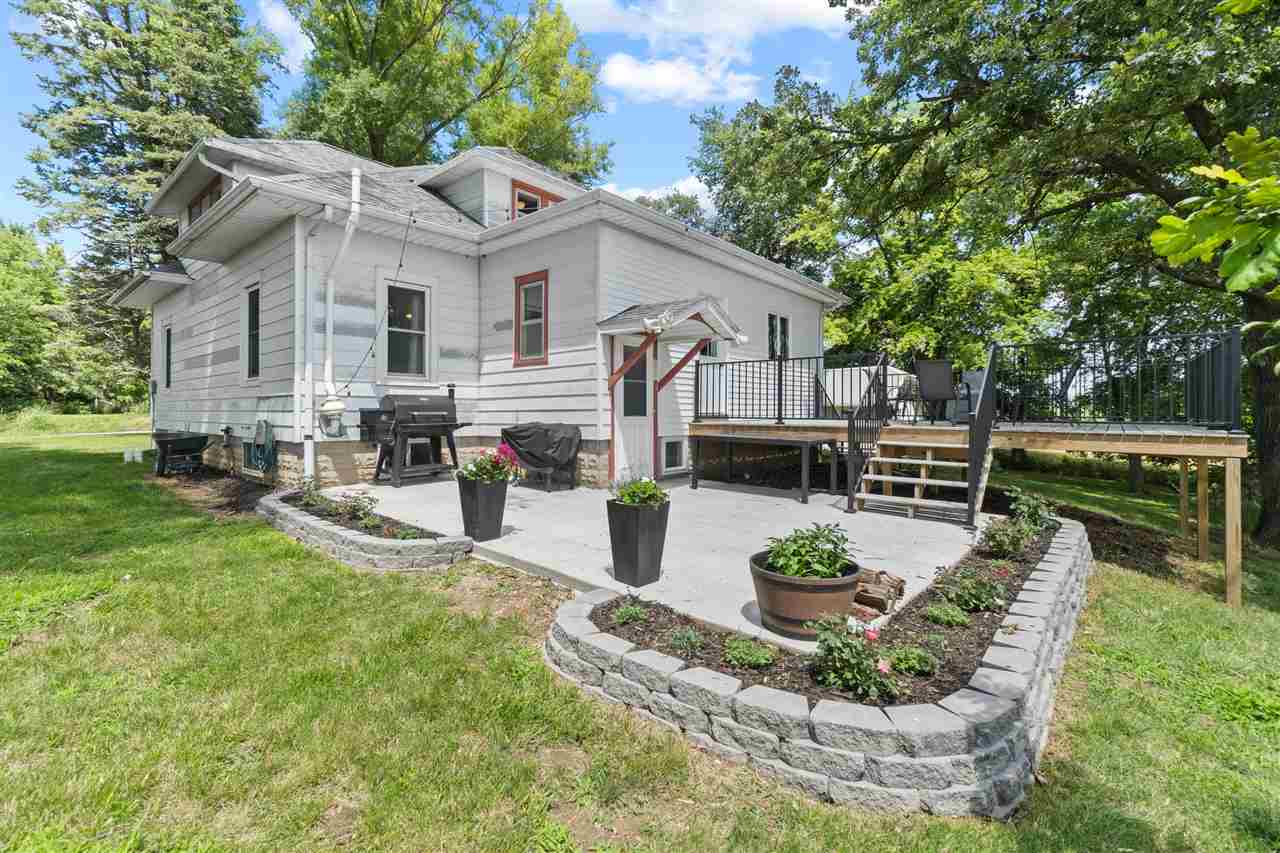 2115 Johnson-Washington Road Southwest Kalona, IA 52247 - Photo 3 of 52 Gallery Image 3