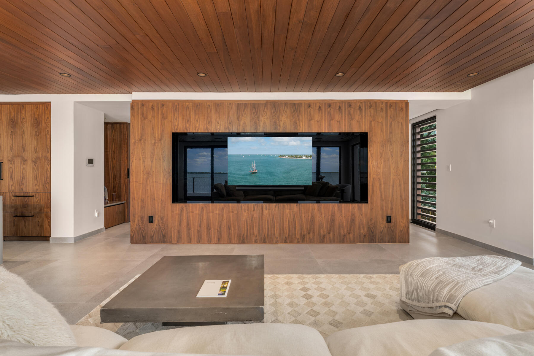 21 Stillwright Way Key Largo, FL 33037 - Photo 16 of 81 Natural Element Finishes