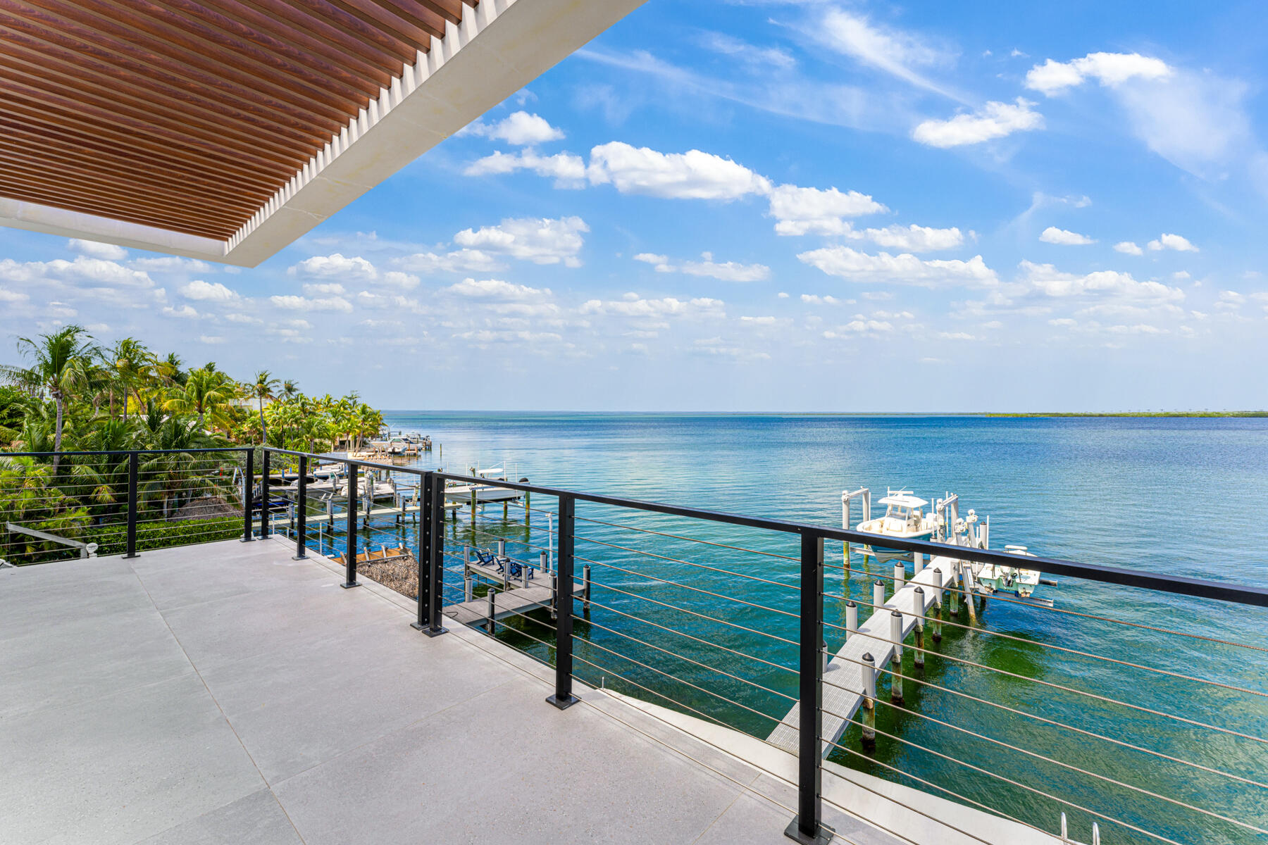 21 Stillwright Way Key Largo, FL 33037 - Photo 25 of 81 Sleek Cable Railings