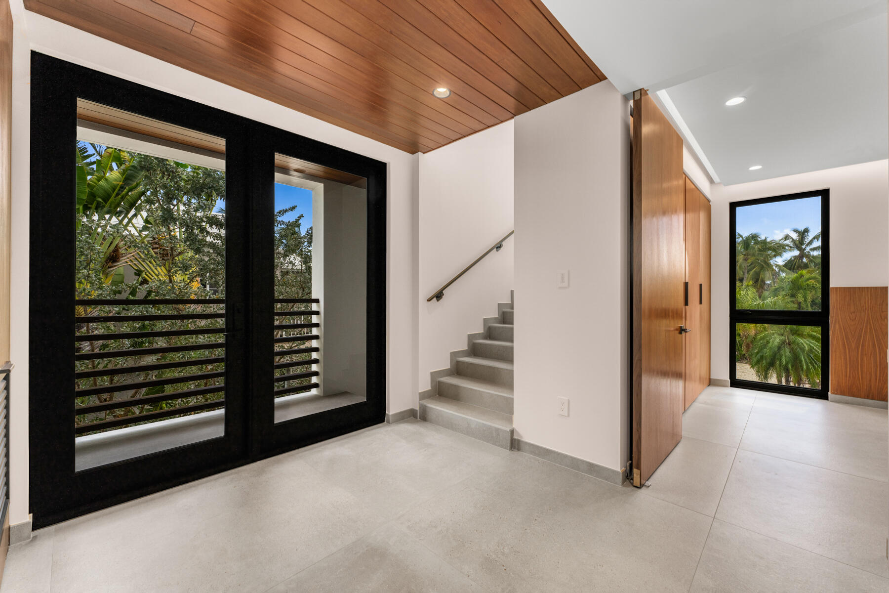 21 Stillwright Way Key Largo, FL 33037 - Photo 41 of 81 Home Entrance