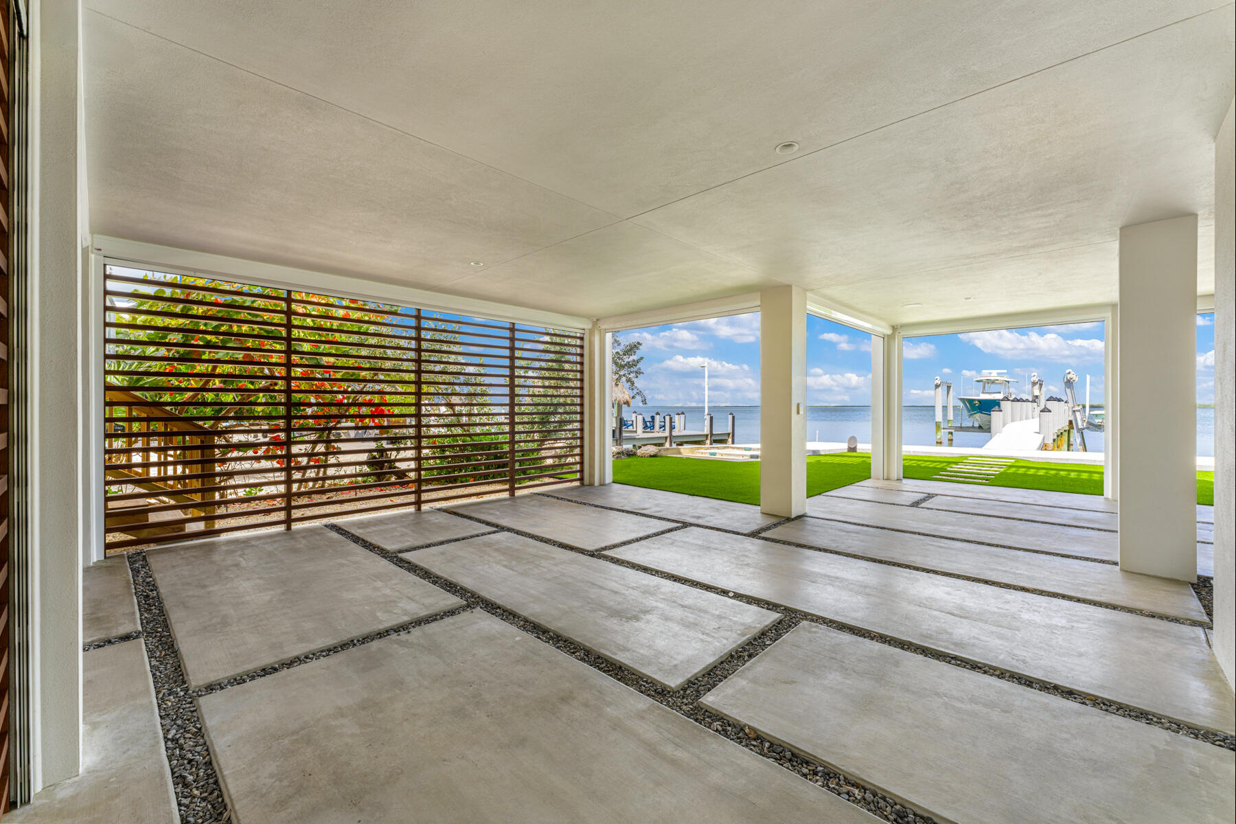 21 Stillwright Way Key Largo, FL 33037 - Photo 46 of 81 Outdoor Living Area