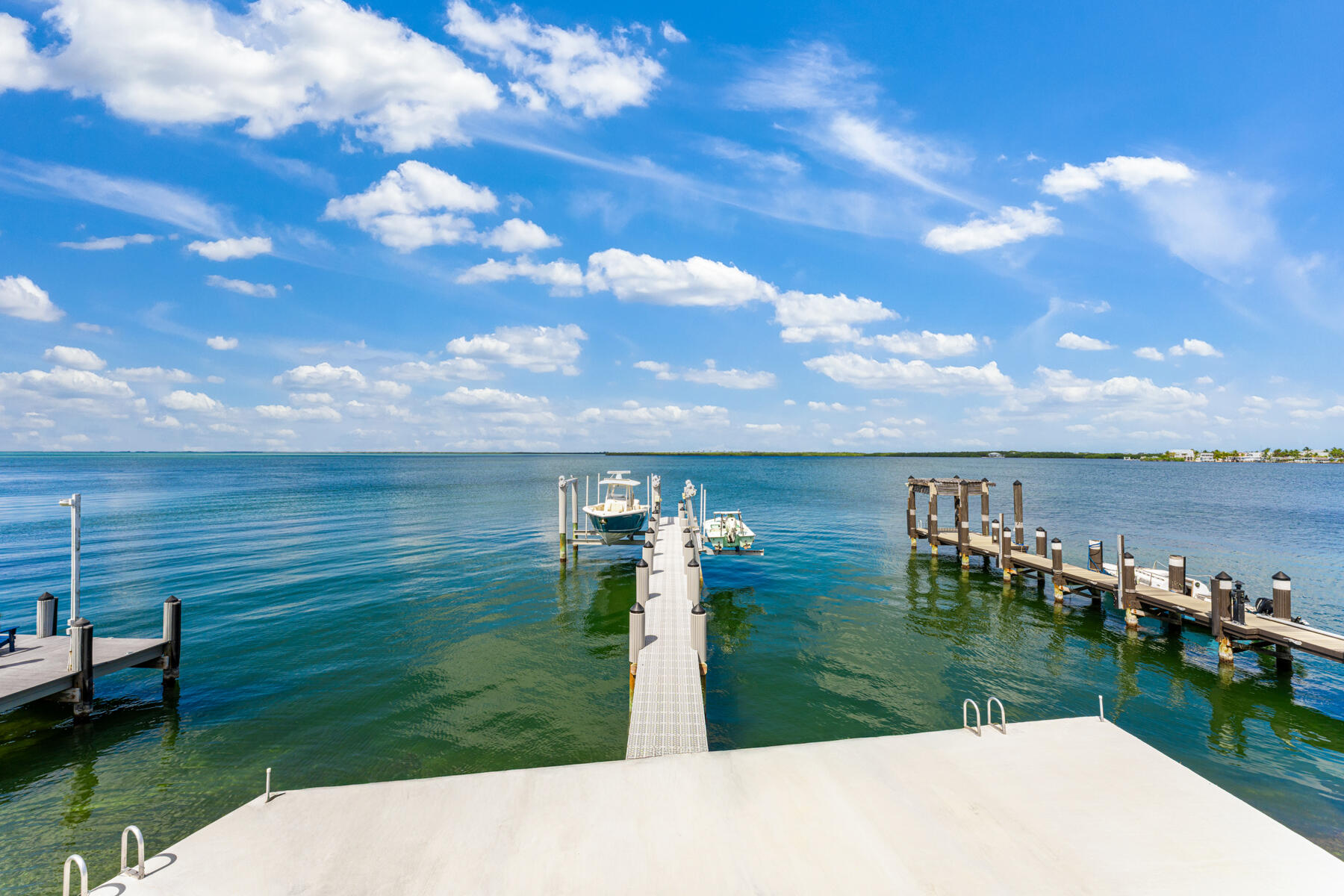 21 Stillwright Way Key Largo, FL 33037 - Photo 49 of 81 80' Dock
