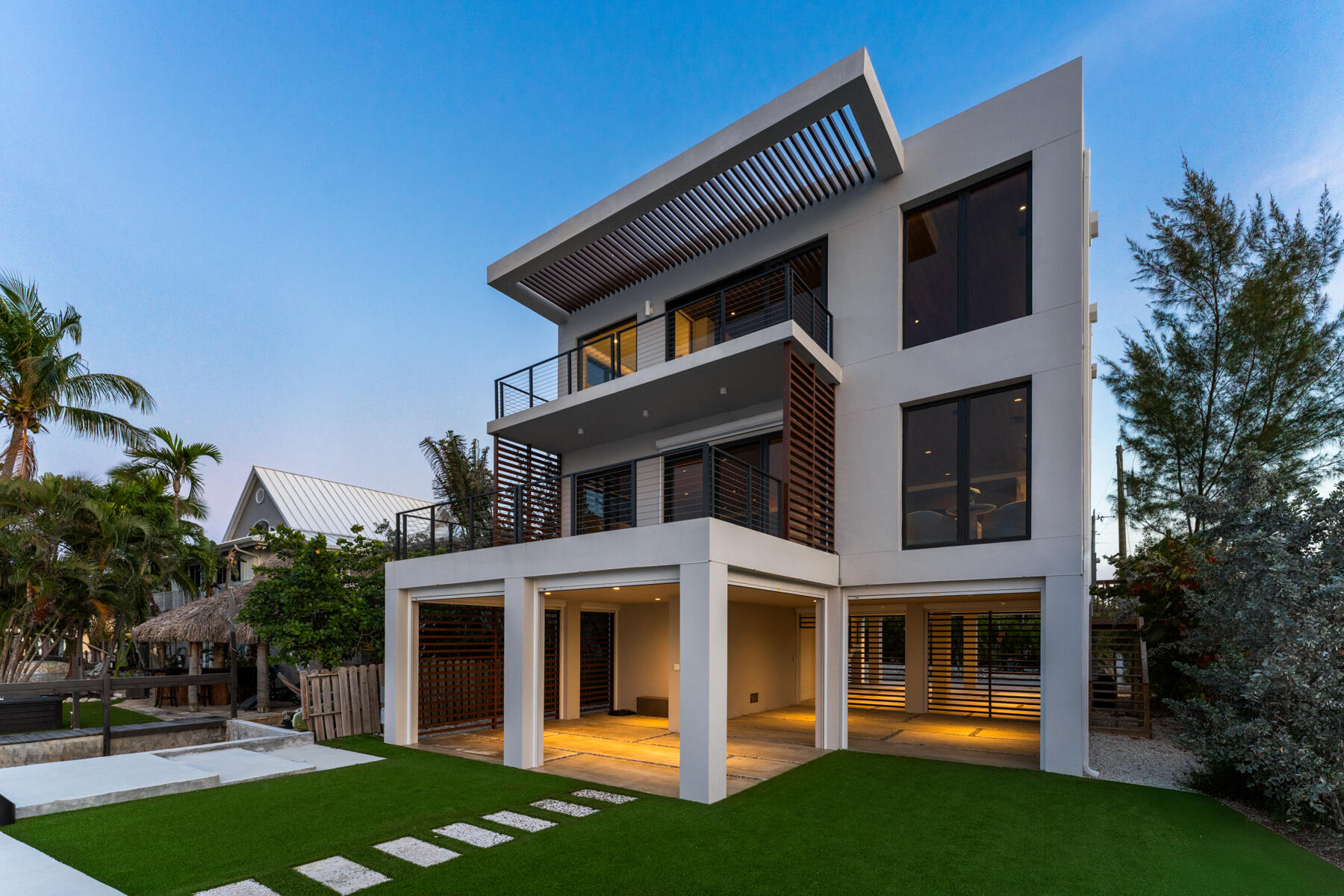 21 Stillwright Way Key Largo, FL 33037 - Photo 56 of 81 Majestic Modern Bayfront