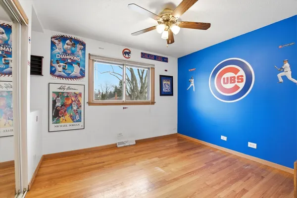 $539,000 | 130 North Horner Lane, Mount Prospect, IL 60056