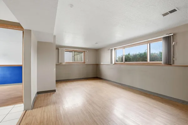 $539,000 | 130 North Horner Lane, Mount Prospect, IL 60056