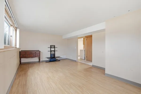 $539,000 | 130 North Horner Lane, Mount Prospect, IL 60056