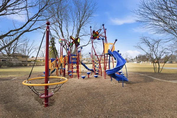 $539,000 | 130 North Horner Lane, Mount Prospect, IL 60056