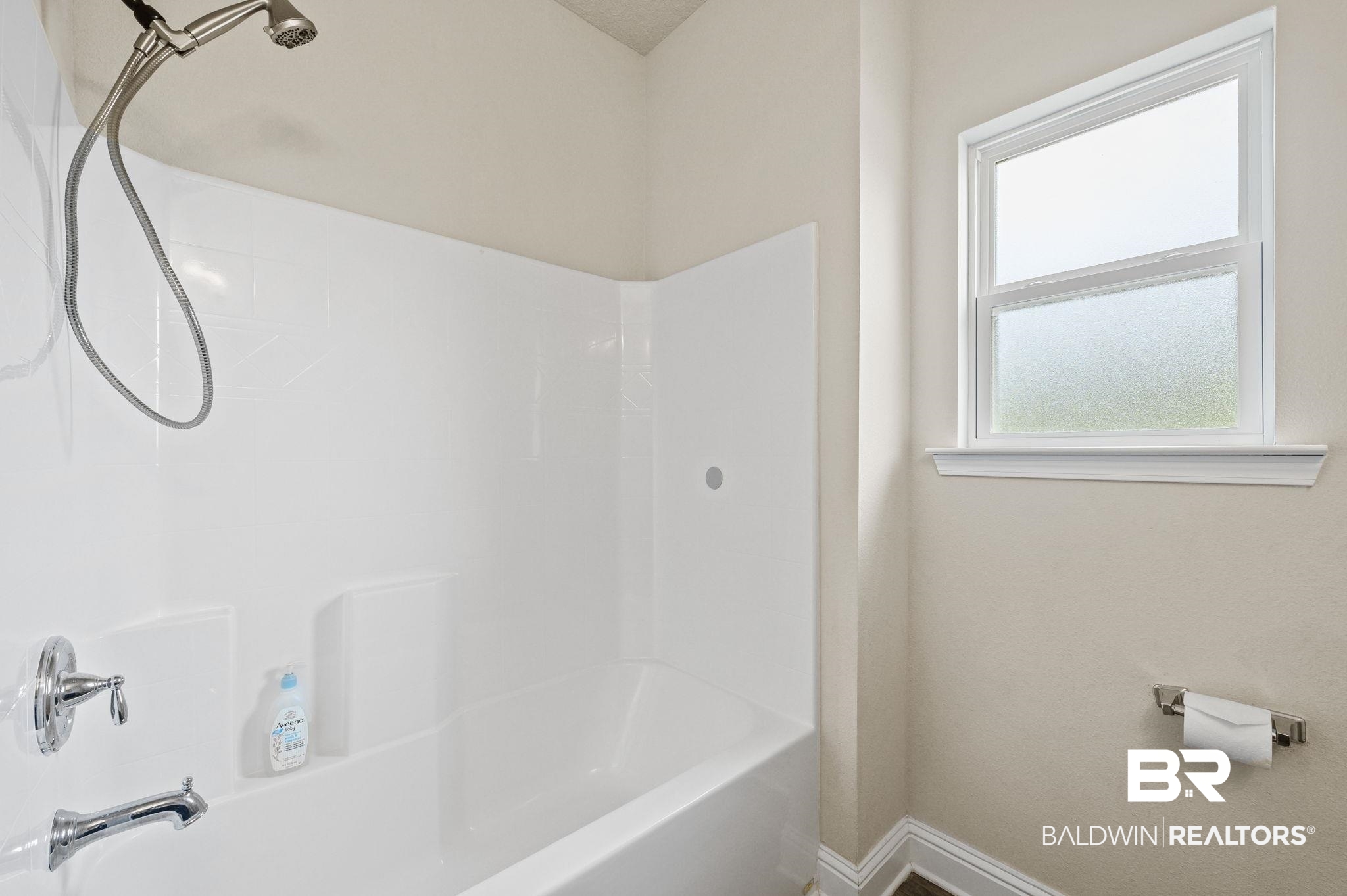 1300 Sierra Estates Drive Mobile, AL 36608 - Photo 27 of 44 Bath in 2nd Bedroom