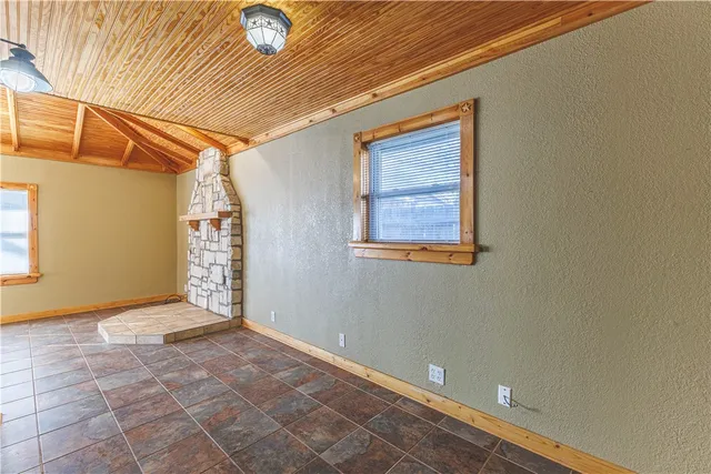 $299,000 | 1312 West 3rd Street, McGregor, TX 76657