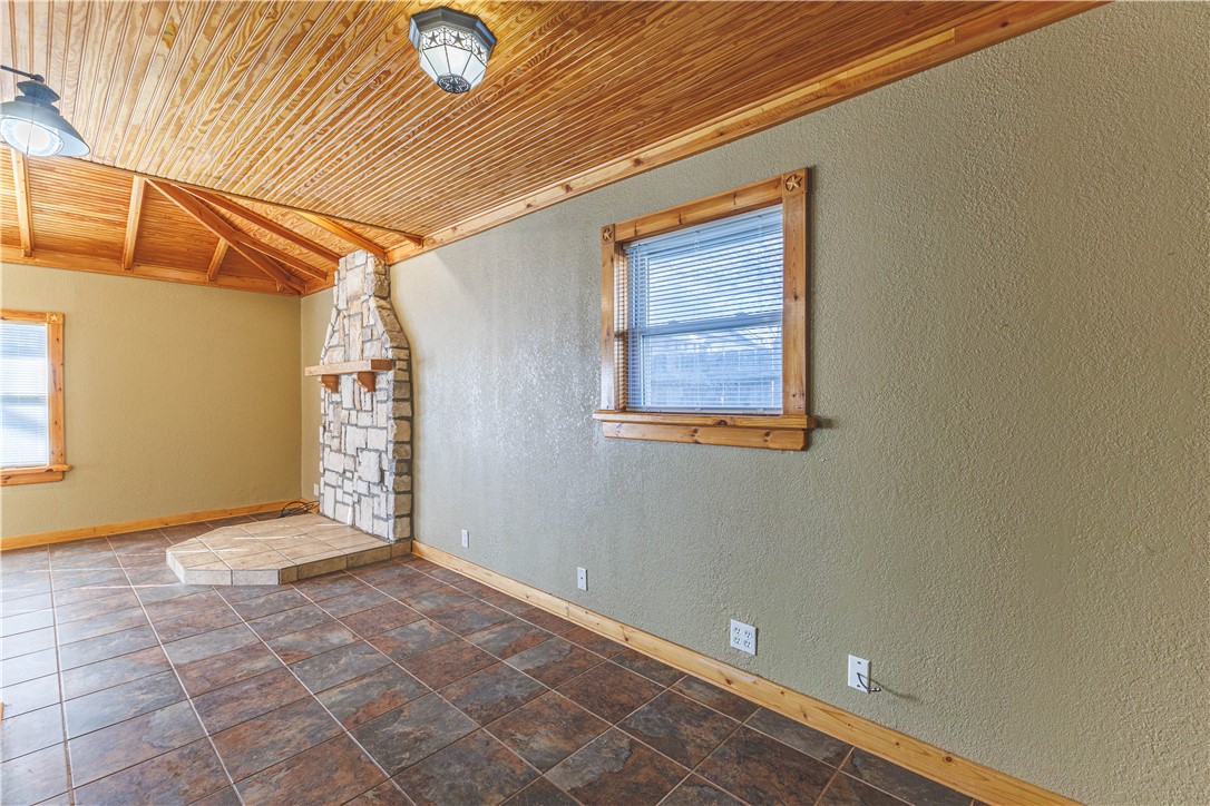 1312 West 3rd Street McGregor, TX 76657 - Photo 21 of 38