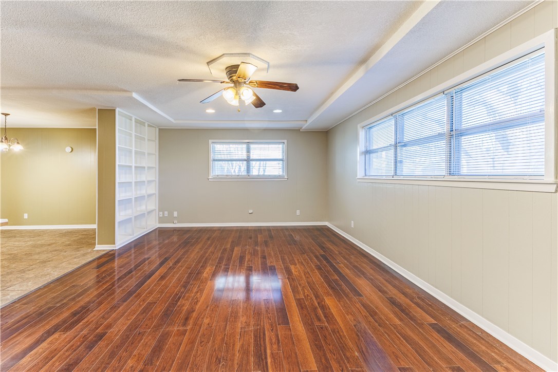 1312 West 3rd Street McGregor, TX 76657 - Photo 10 of 38