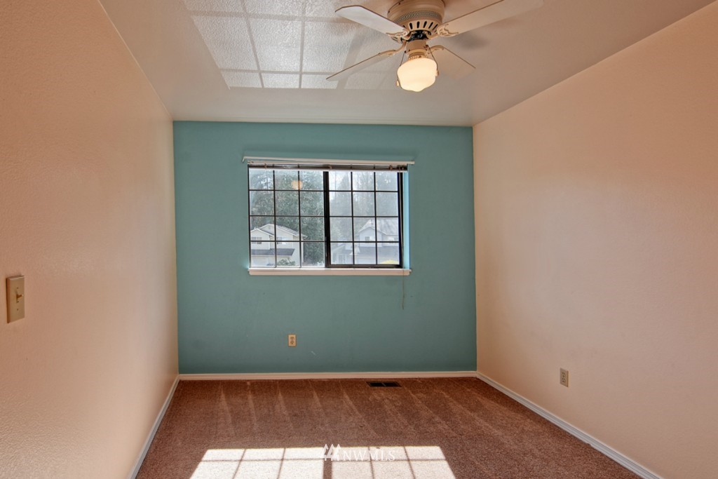 2131 164th Place Southeast Bothell, WA 98012 - Photo 14 of 19