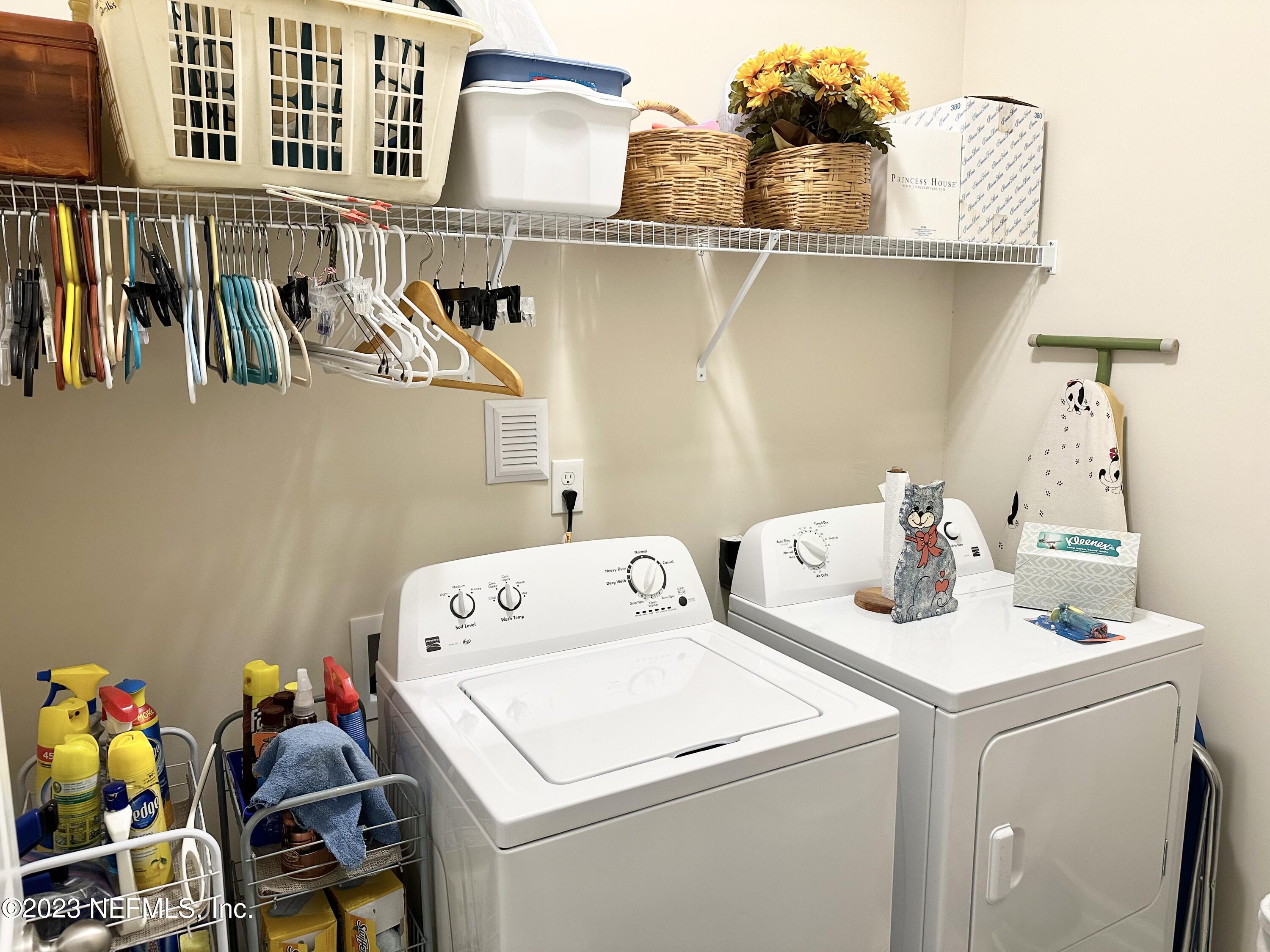 86808 Sloop Court Fernandina Beach, FL 32034 - Photo 16 of 25 Laundry Room