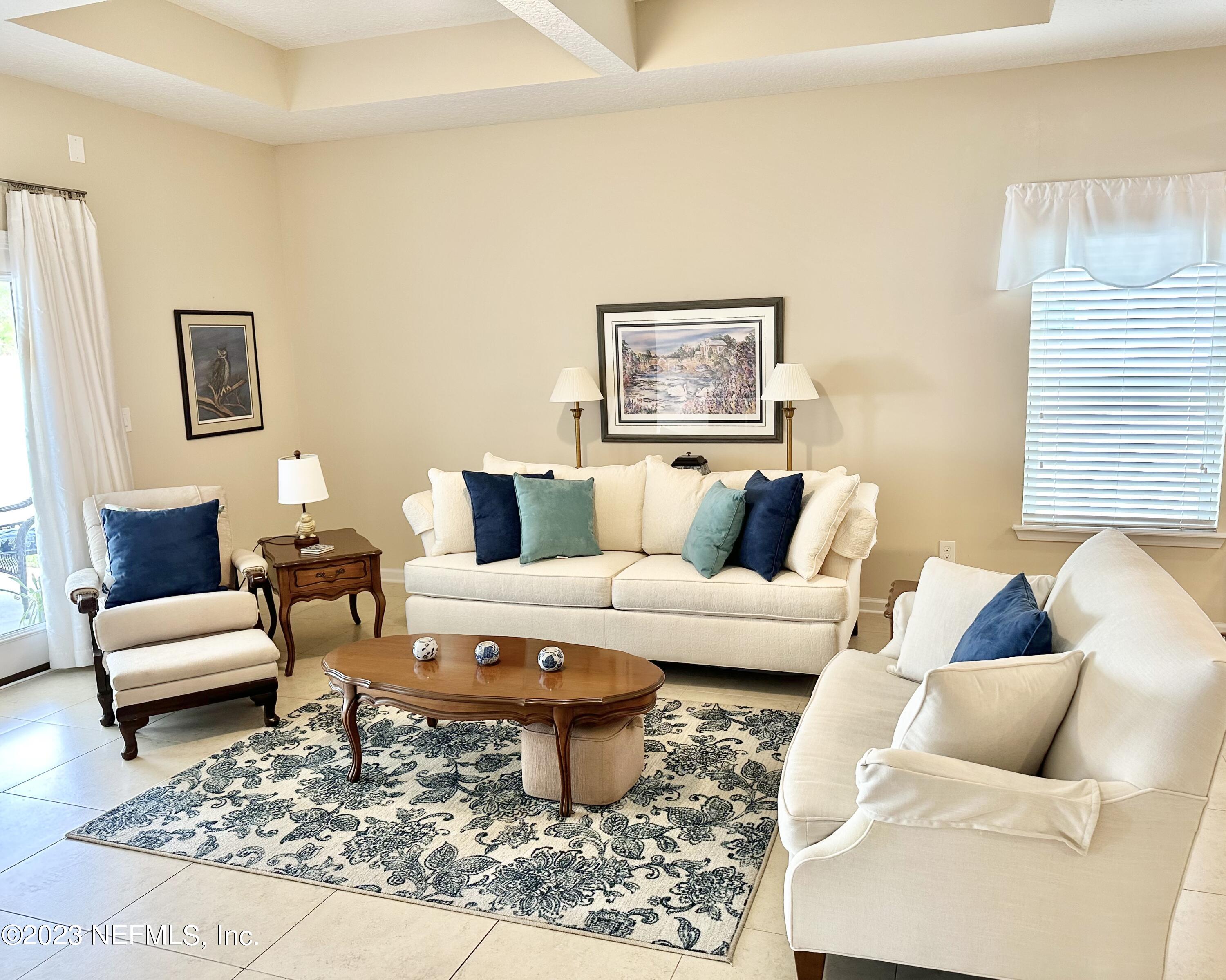 86808 Sloop Court Fernandina Beach, FL 32034 - Photo 3 of 25 Spacious Family Room