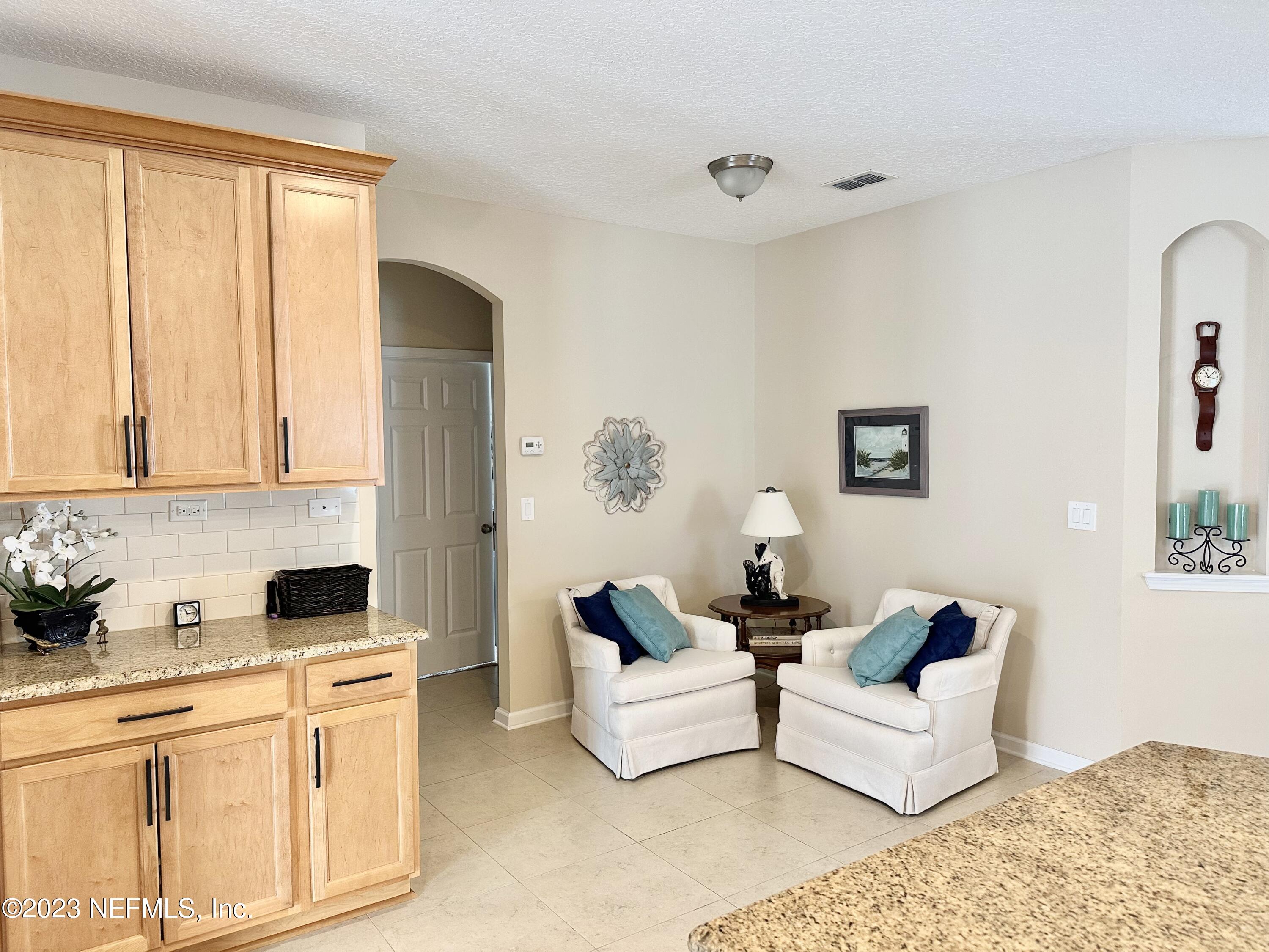 86808 Sloop Court Fernandina Beach, FL 32034 - Photo 5 of 25 Sitting Room