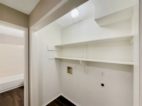 $1,900 | 3230 Sycamore Springs Drive, Houston, TX 77339