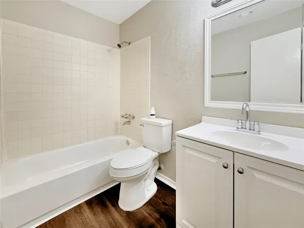 $1,900 | 3230 Sycamore Springs Drive, Houston, TX 77339