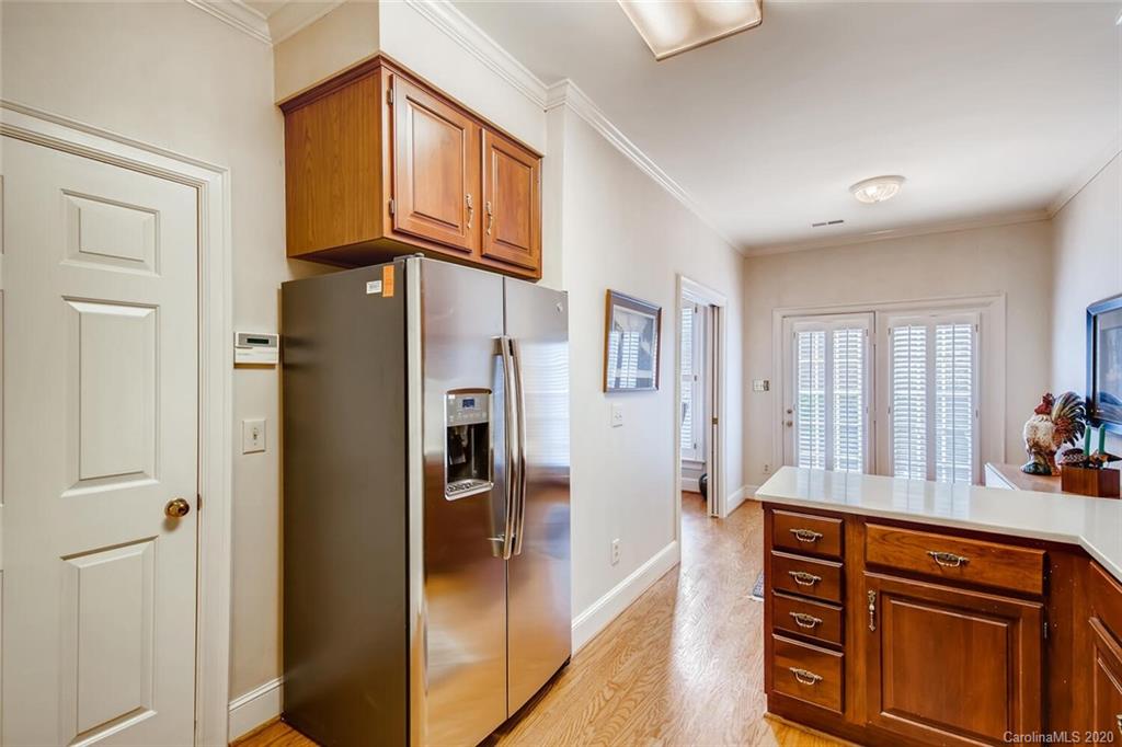 2803 Sharon View Road Charlotte, NC 28210 - Photo 13 of 29 Gallery Image 13