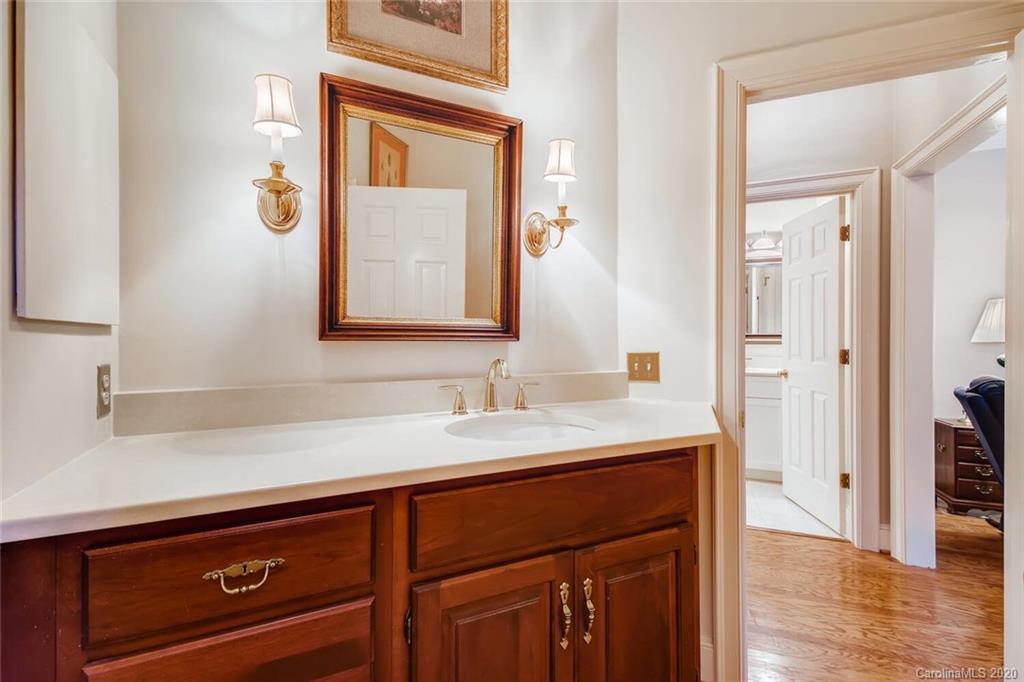 2803 Sharon View Road Charlotte, NC 28210 - Photo 17 of 29 Gallery Image 17