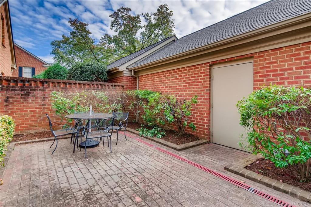 2803 Sharon View Road Charlotte, NC 28210 - Photo 27 of 29 Gallery Image 27