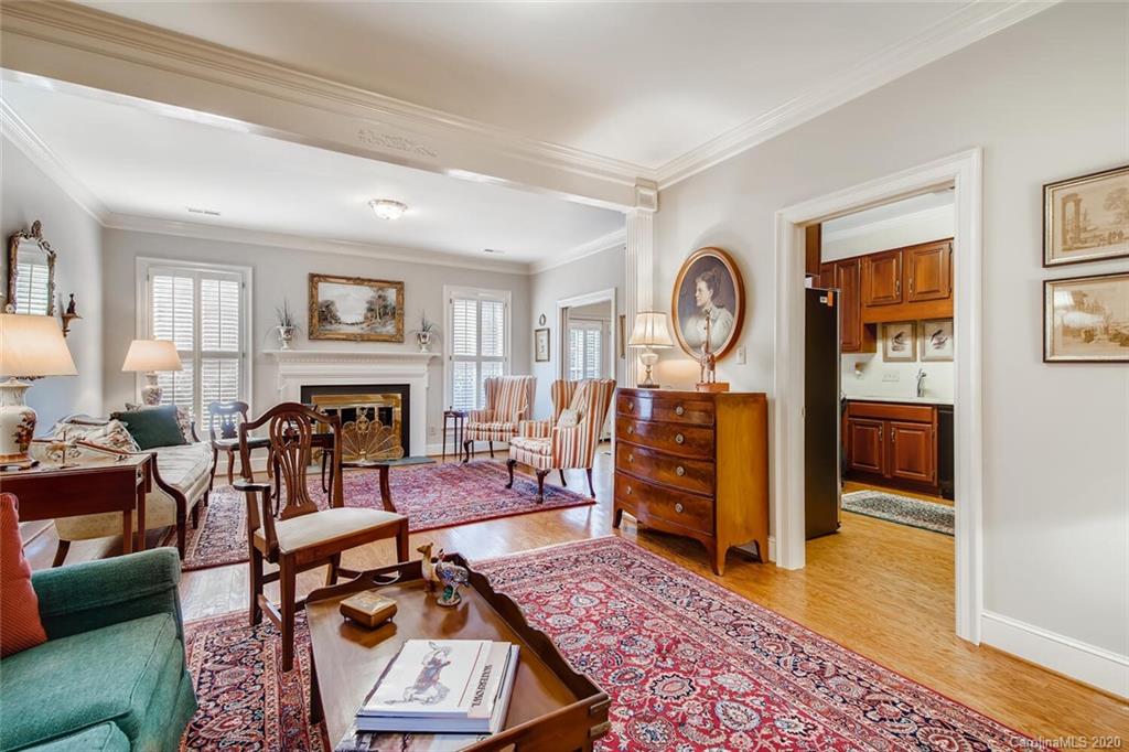 2803 Sharon View Road Charlotte, NC 28210 - Photo 8 of 29 Gallery Image 8