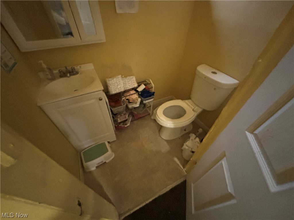 2011 North Green Road Cleveland, OH 44121 - Photo 10 of 10 Bathroom featuring toilet and vanity