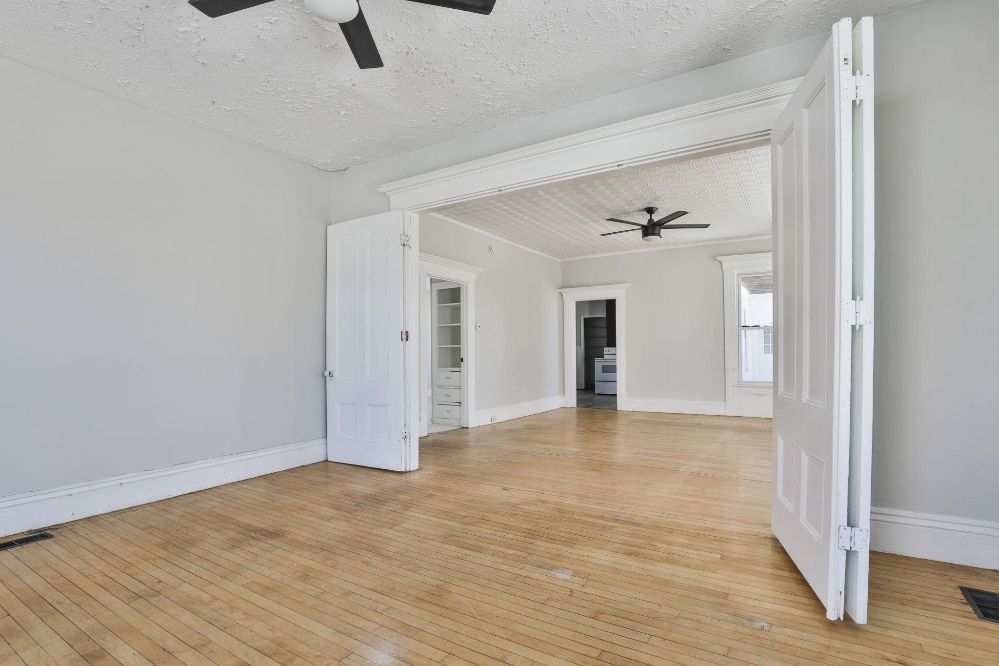 357 Central Street Manchester, NH 03103 - Photo 9 of 40 Gallery Image 9