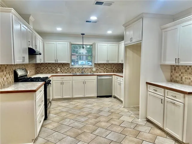 $248,000 | 136 Nalley Drive, Pineville, LA 71360