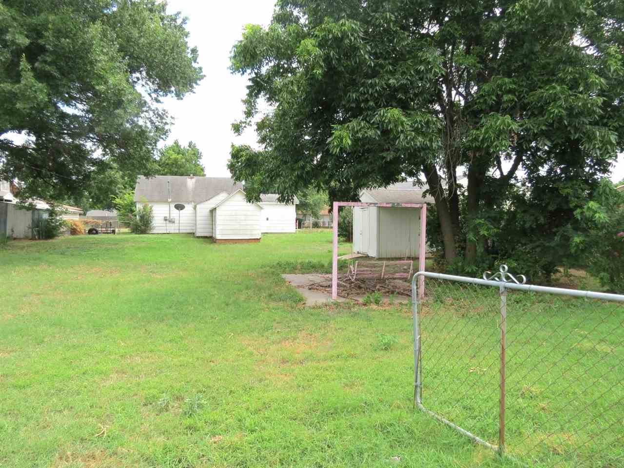 1311 Jackson Street Perry, OK 73077 - Photo 17 of 17 Gallery Image 17
