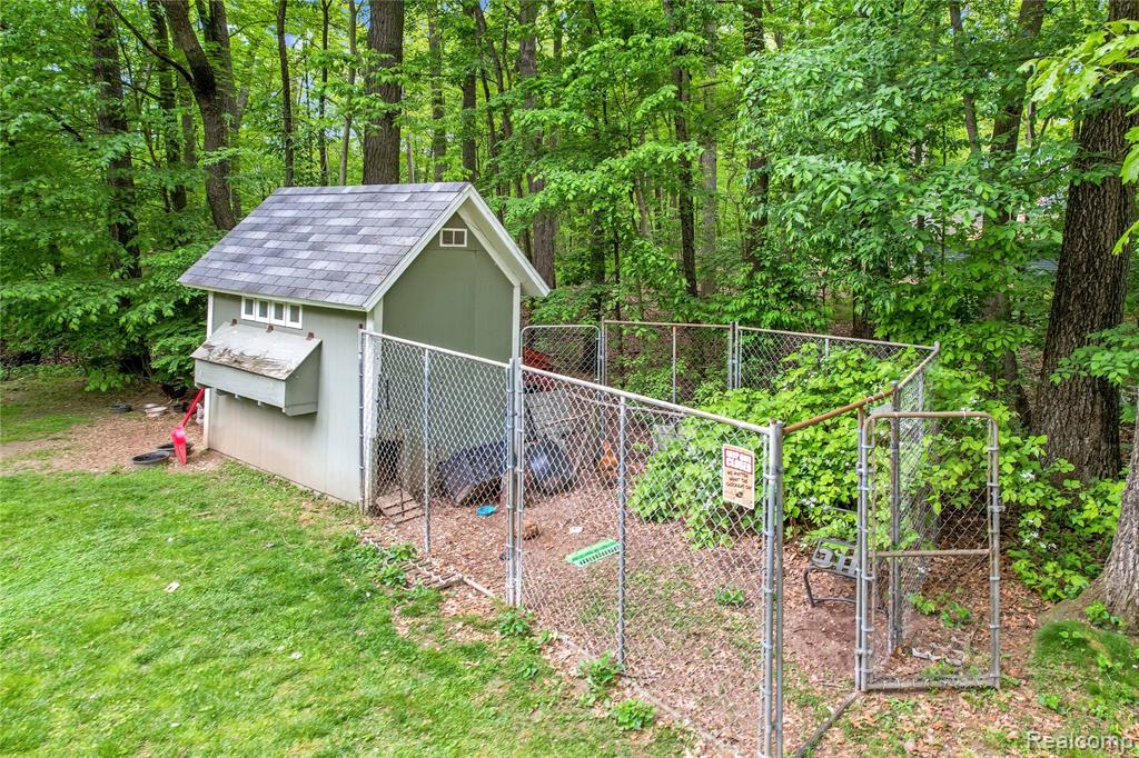 1380 Parker Road Holly, MI 48442 - Photo 48 of 67 Gallery Image 48