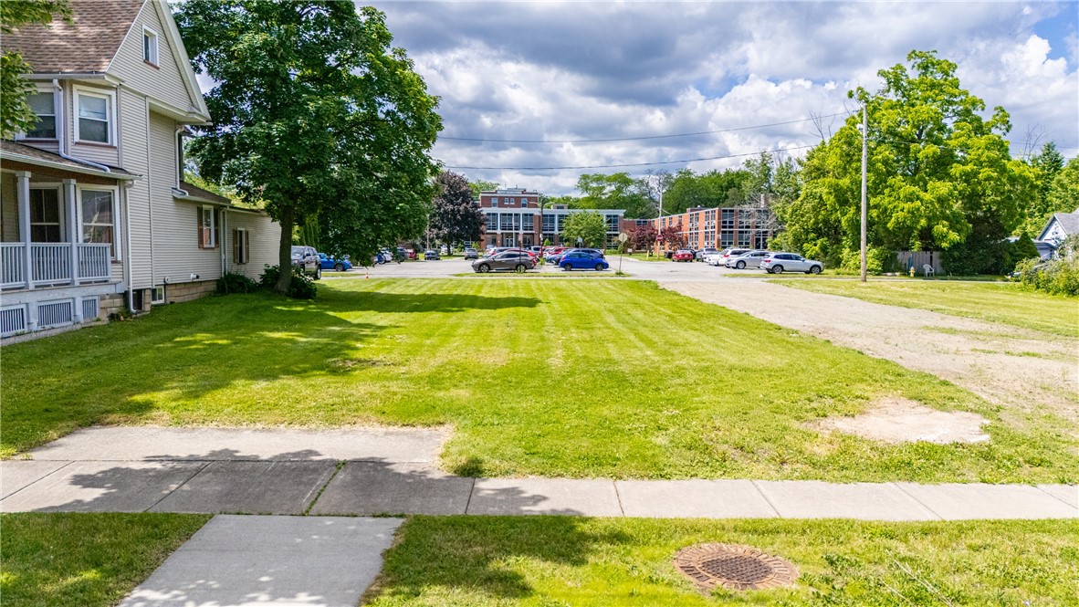 425 Beach Avenue Rochester, NY 14612 - Photo 4 of 12