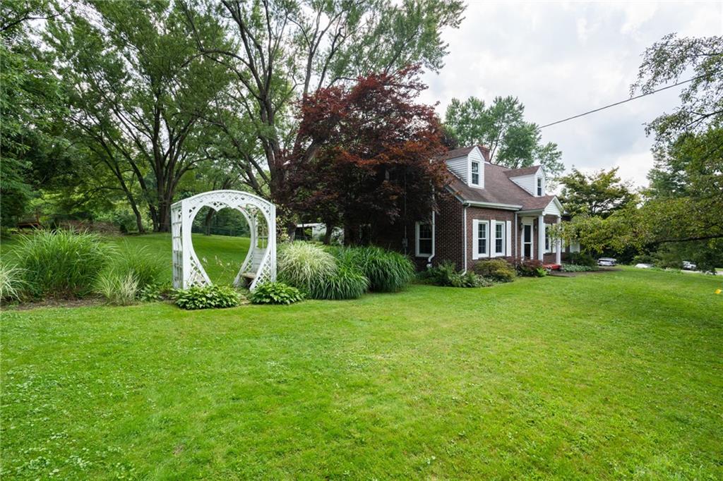 3950 New Castle Road Pulaski, PA 16143 - Photo 3 of 25 Gallery Image 3