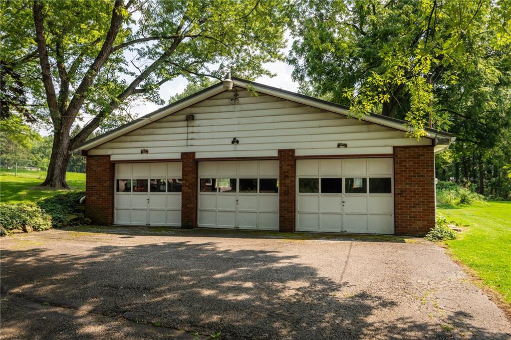 3950 New Castle Road Pulaski, PA 16143 - Photo 22 of 25 Gallery Image 22