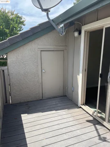 $2,200 | 2207 Lakeview Circle, Pittsburg, CA 94565