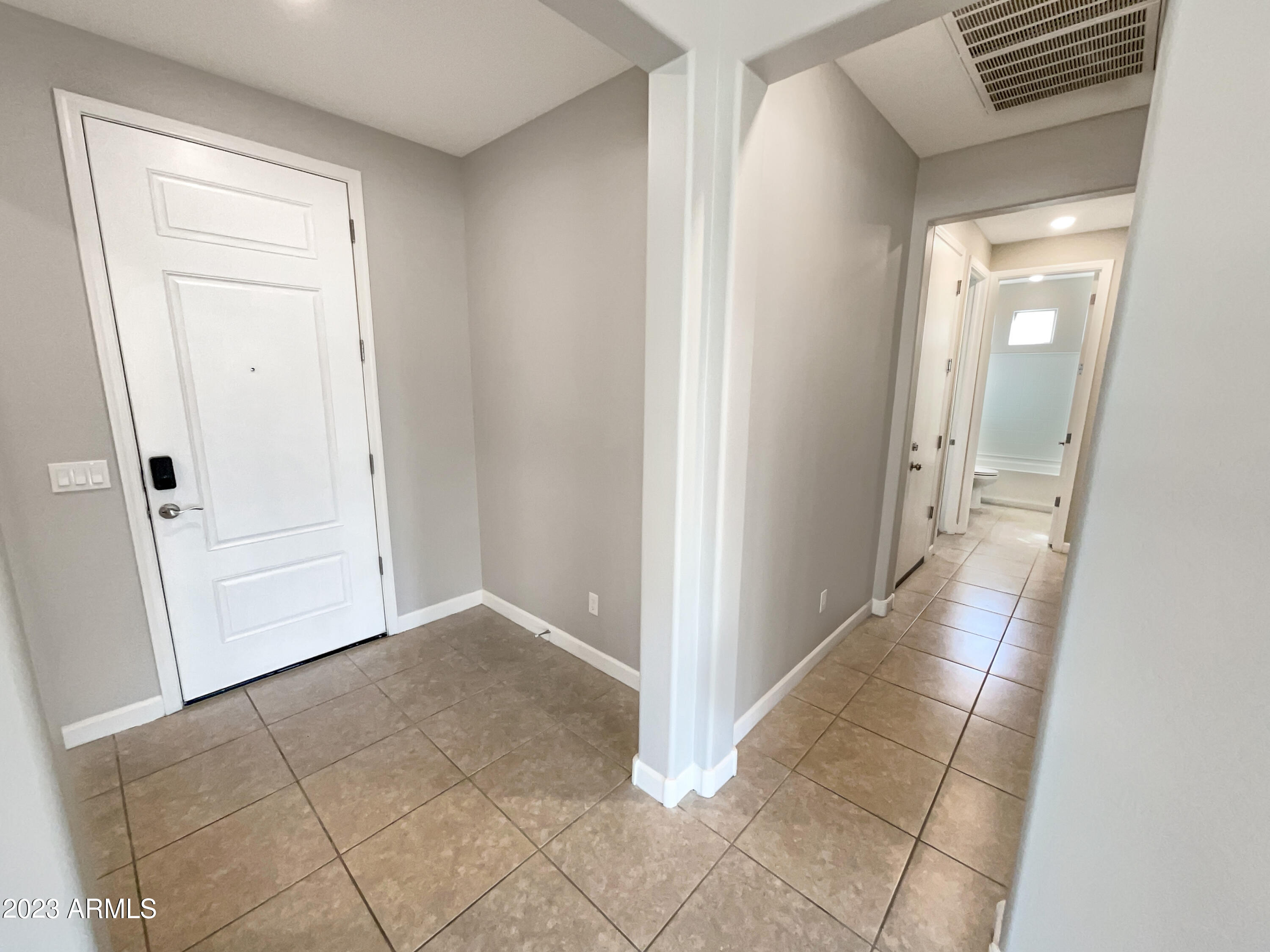 2815 West Carson Road Phoenix, AZ 85041 - Photo 18 of 49 listing_17