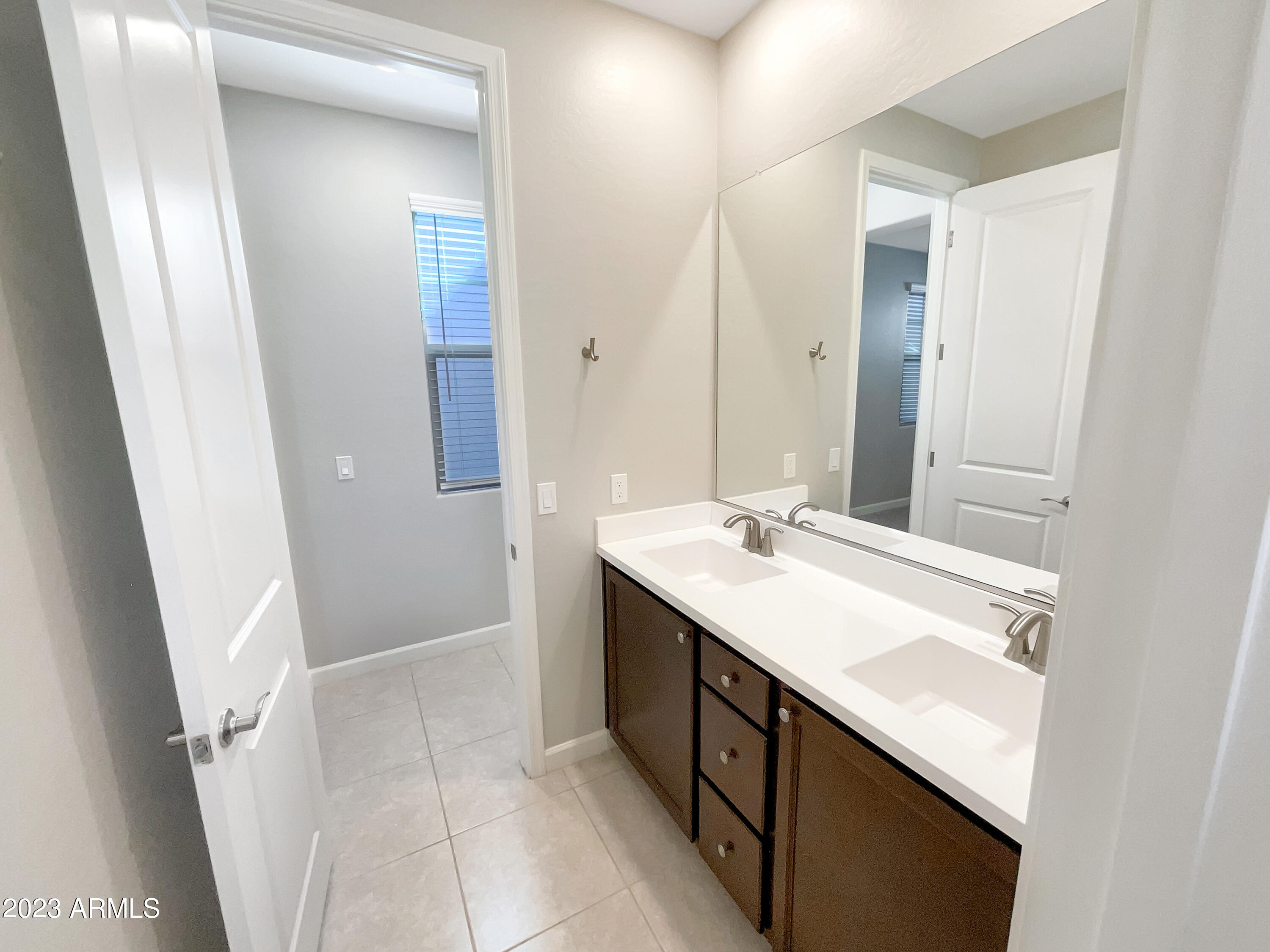 2815 West Carson Road Phoenix, AZ 85041 - Photo 31 of 49 listing_30