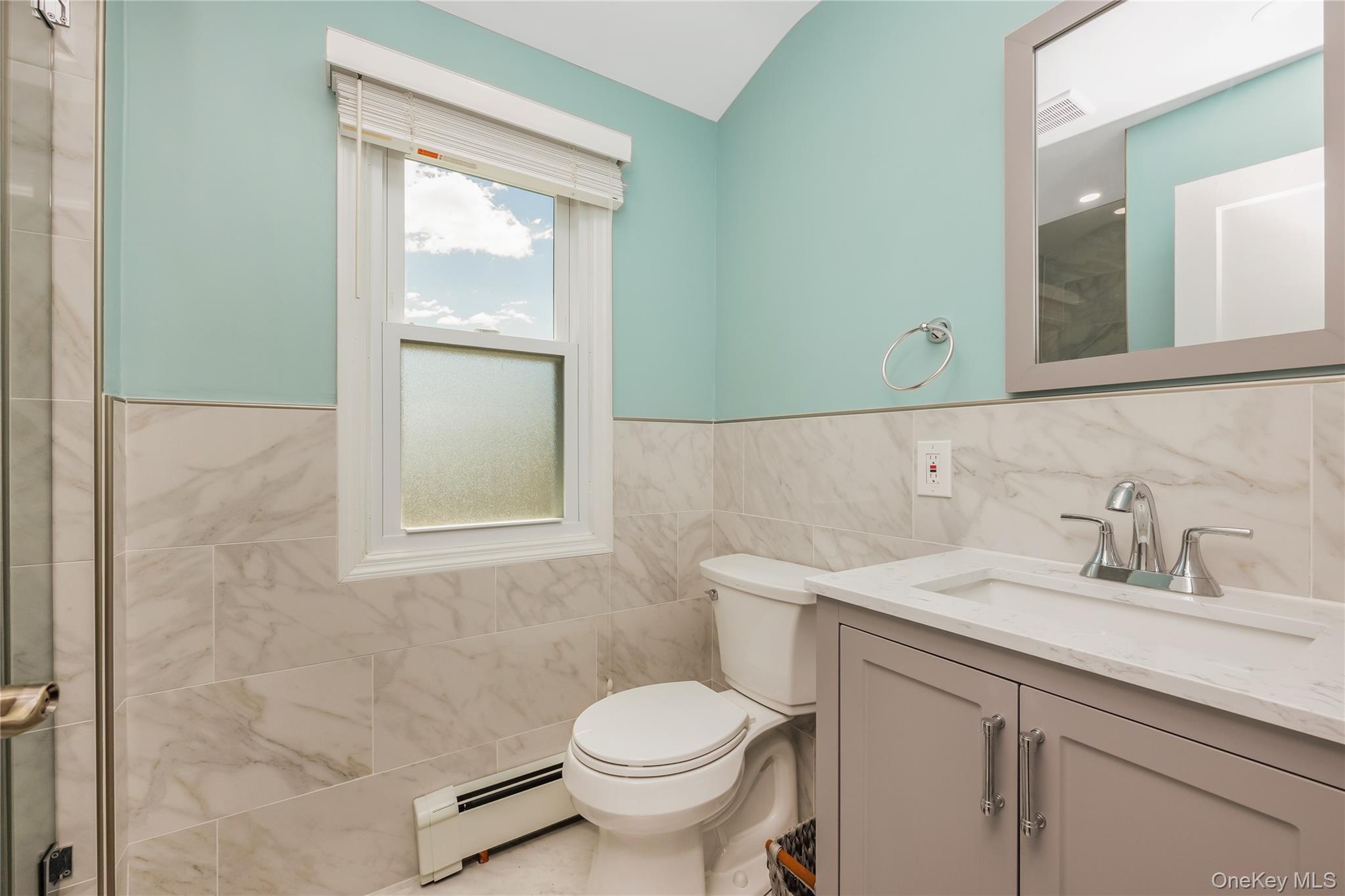 34 Ridge Road Farmingdale, NY 11735 - Photo 22 of 34