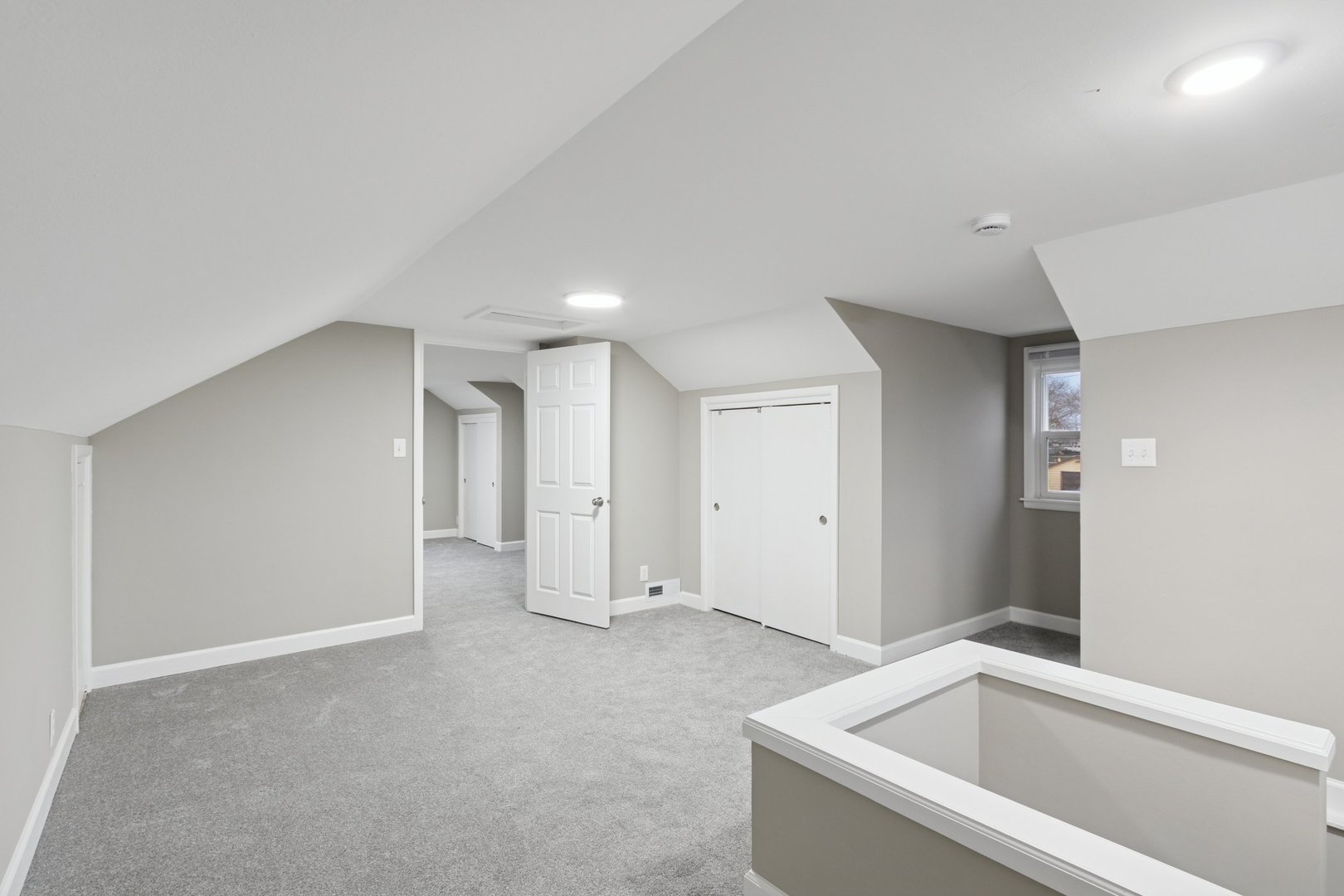 519 South Sycamore Street Genoa, IL 60135 - Photo 23 of 36 a view of a bathtub in a room