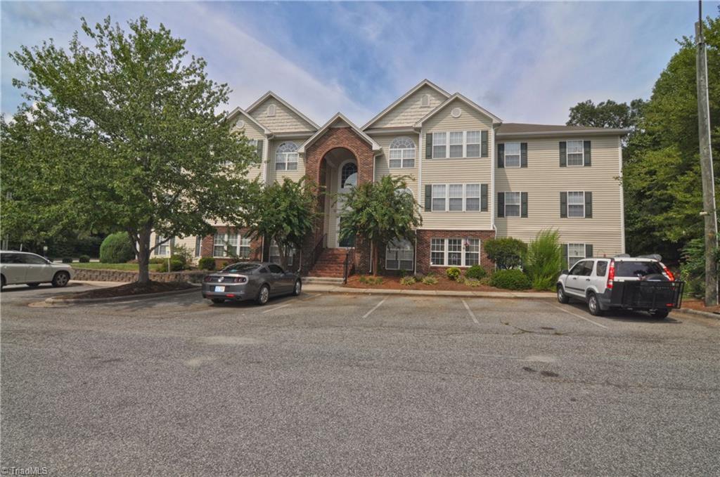 140 2A James Road High Point, NC 27265 - Photo 3 of 25 Gallery Image 3