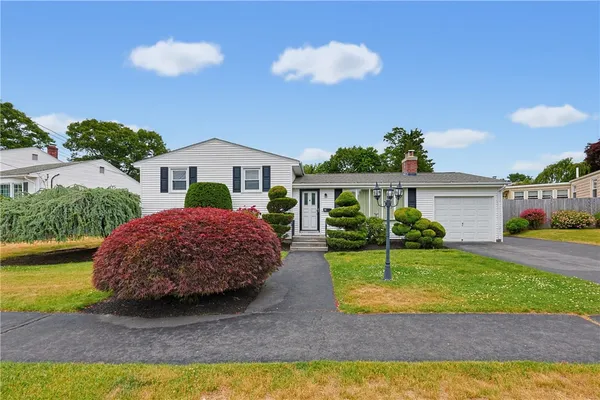 $485,000 | 31 Benjamin Avenue, Cranston, RI 02920