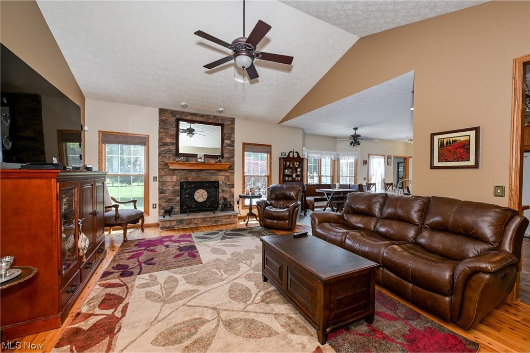 4434 Johnson Road Barberton, OH 44203 - Photo 15 of 34 Gallery Image 15