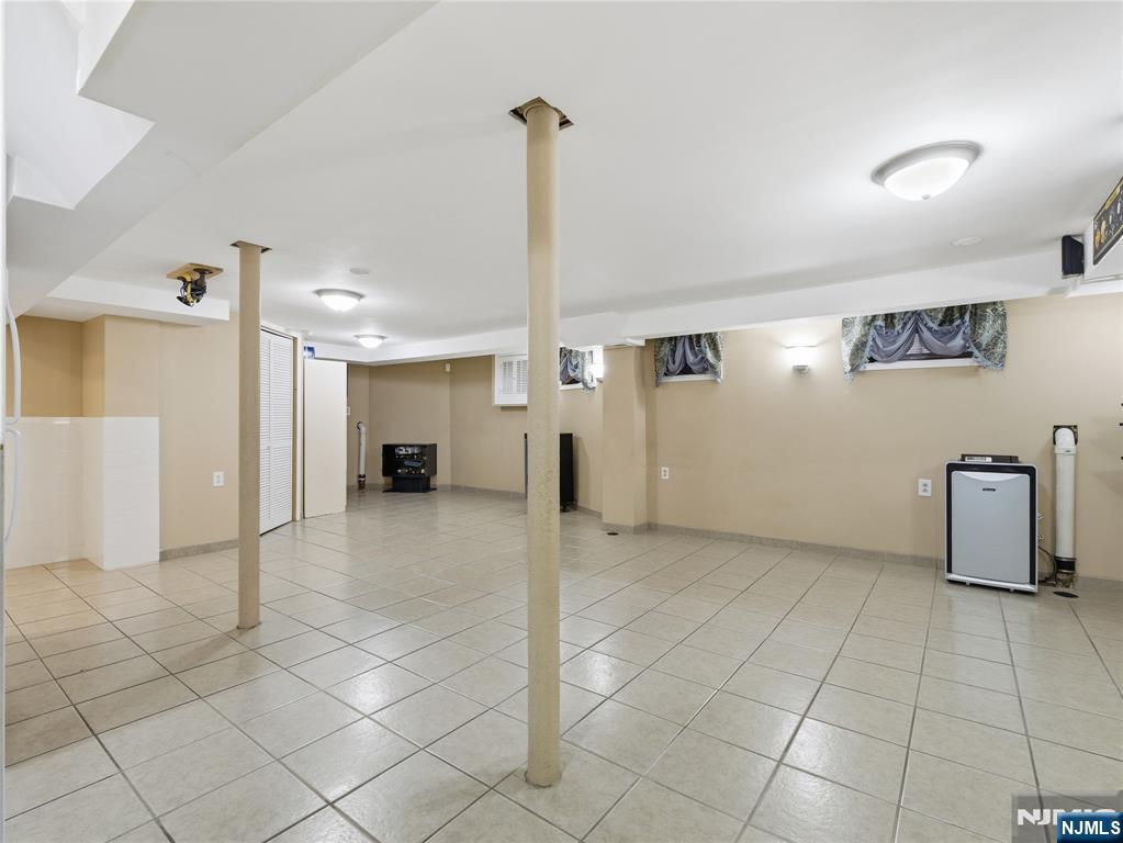 768 East 25th Street Paterson, NJ 07504 - Photo 22 of 25