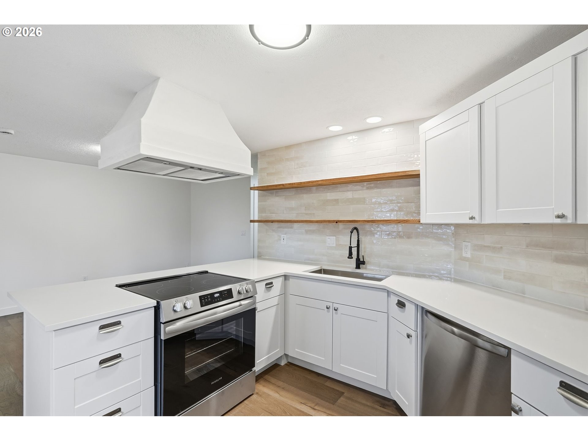 10352 Southwest Picks Way Portland, OR 97224 - Photo 33 of 46