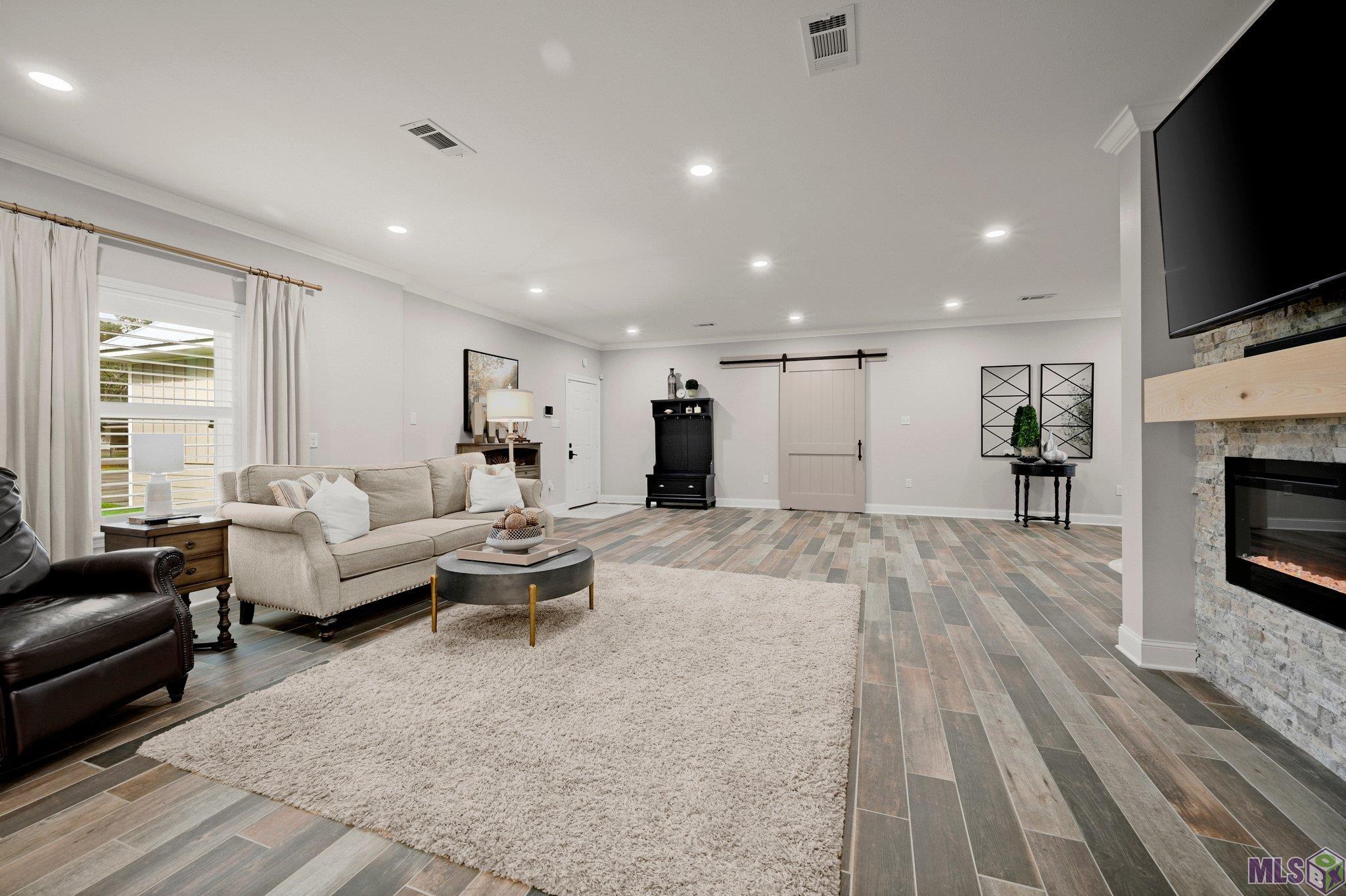 14360 Harry Savoy Road St. Amant, LA 70774 - Photo 11 of 38 Gallery Image 11