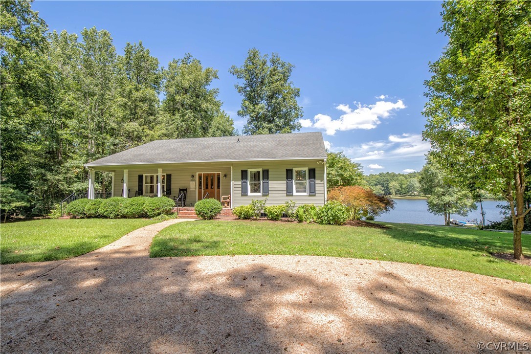 3324 Three Bridge Road Powhatan, VA 23139 - Photo 1 of 48 Gallery Image 1
