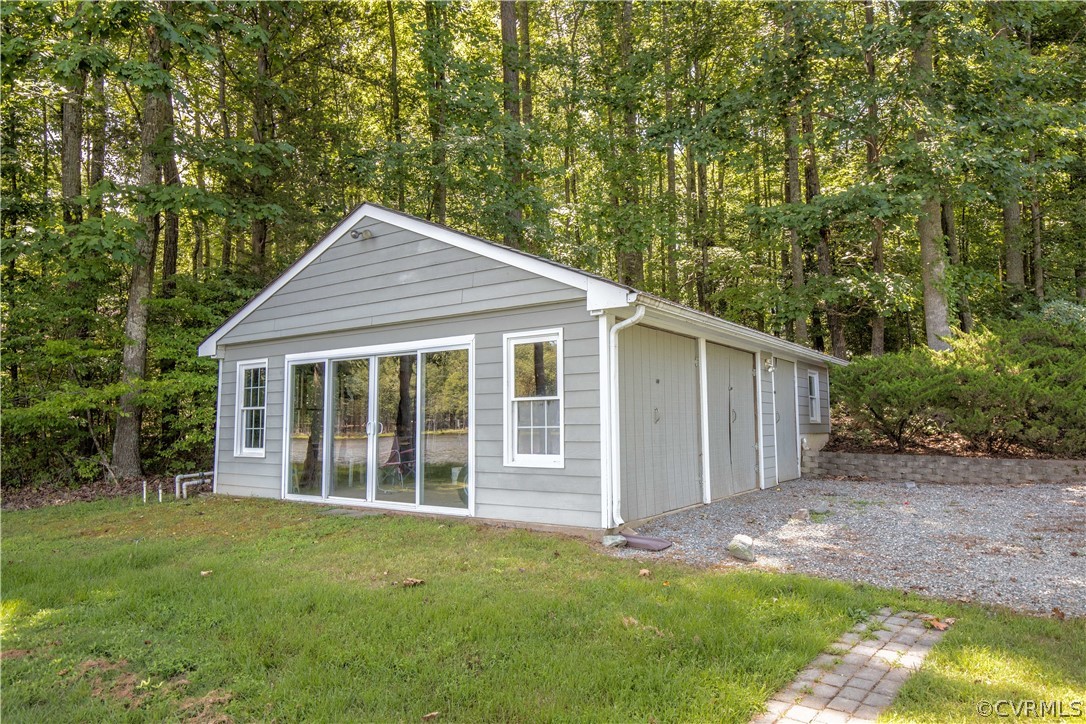 3324 Three Bridge Road Powhatan, VA 23139 - Photo 36 of 48 Gallery Image 36
