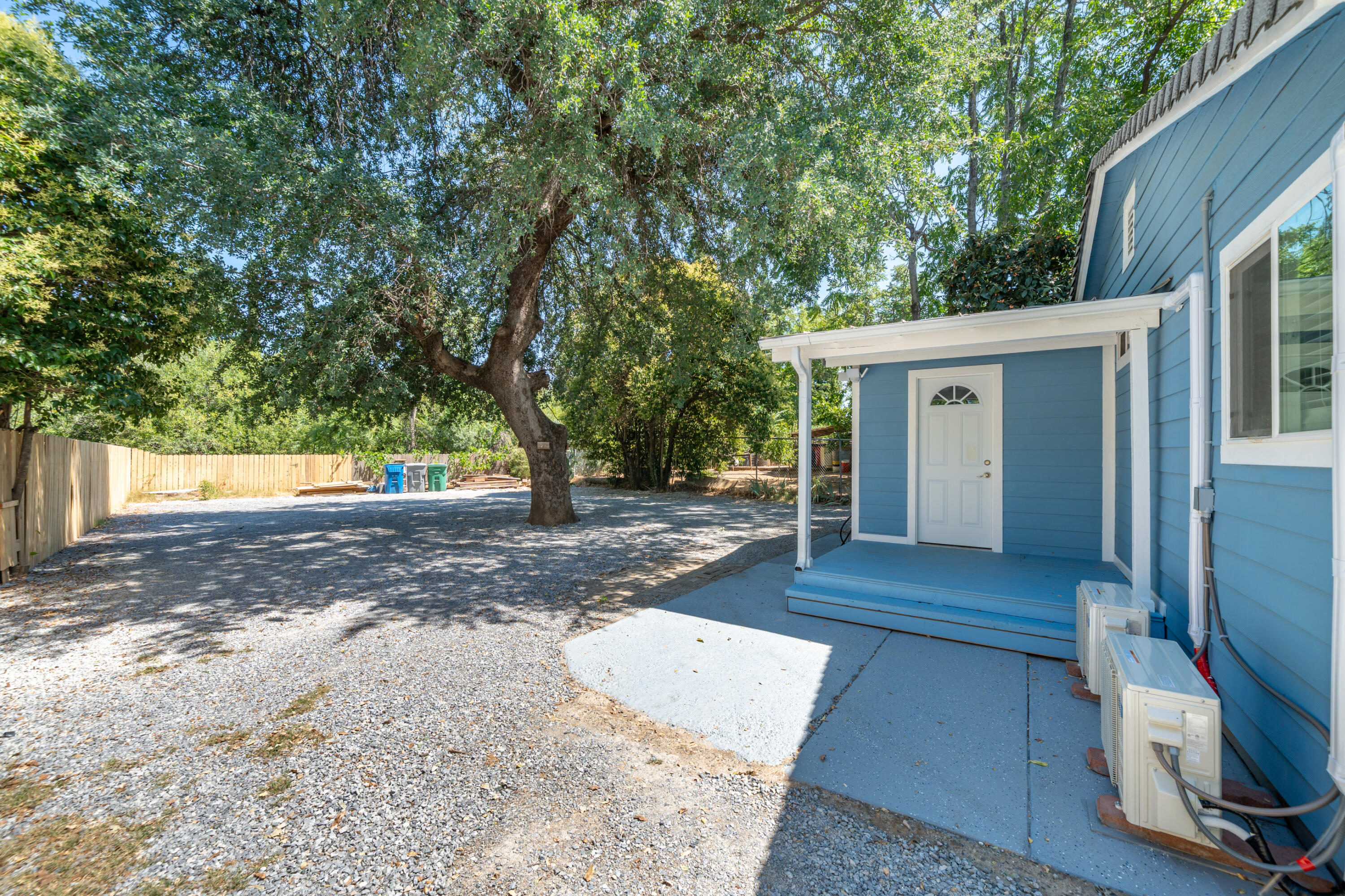 4725 Cedars Road Redding, CA 96001 - Photo 24 of 33 4725 Cedars Rd-27