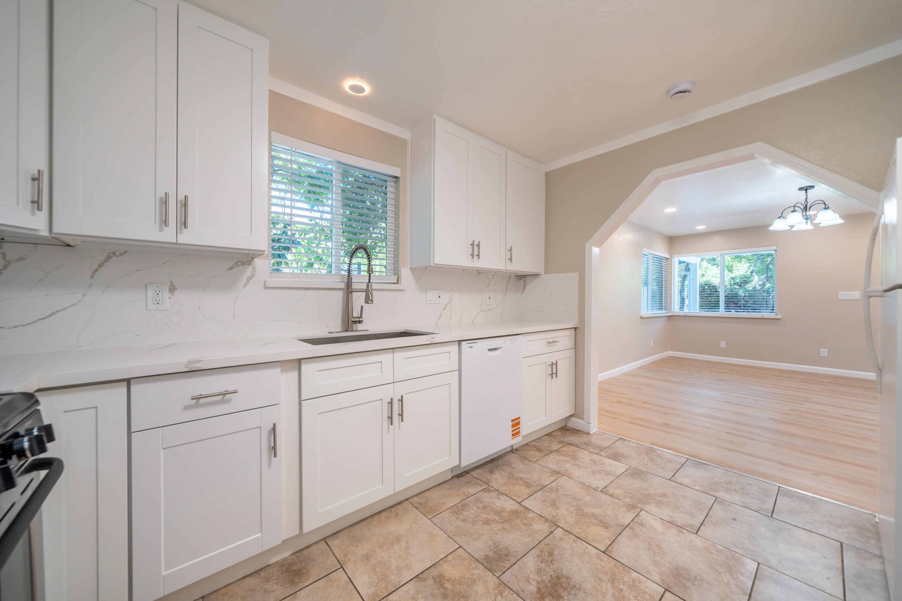 4725 Cedars Road Redding, CA 96001 - Photo 7 of 33 4725 Cedars Rd-17