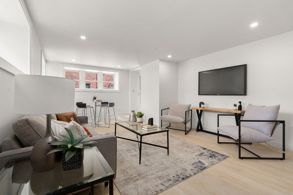 84 Winthrop Road, Unit 1 Brookline, MA 02445 - Photo 29 of 34